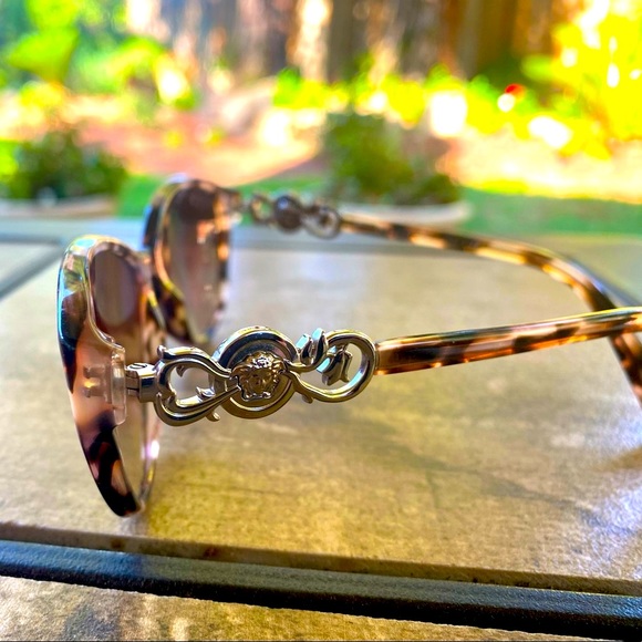 VERSACE SUNGLASSES - Picture 2 of 3